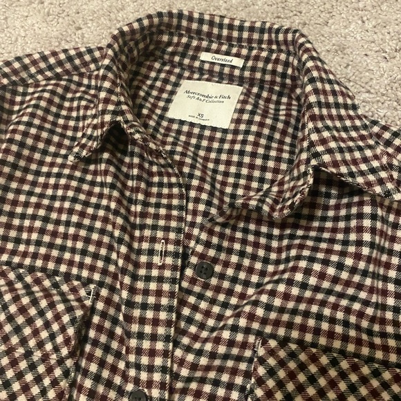 Abercrombie Fall Plaid Flannel Oversized Shirt Jacket Burgundy Shacket - Picture 3 of 5
